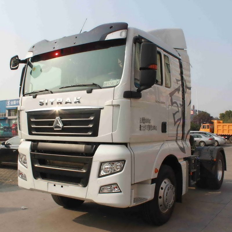 Sinotruk ZZ4186W361HF1B AMT Transmissio Tractor Capitis
